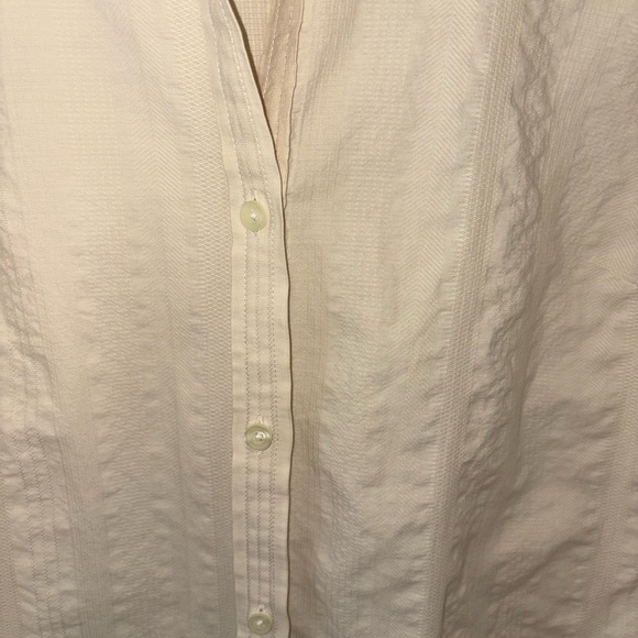Preppy L.L. Bean vintage Women's Cream Cotton button down with detailing Medium - Picture 6 of 7